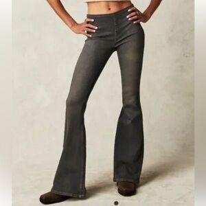 Free People Penny Pull On Flared Jeans Size 29” Waist Long Black Stretchy